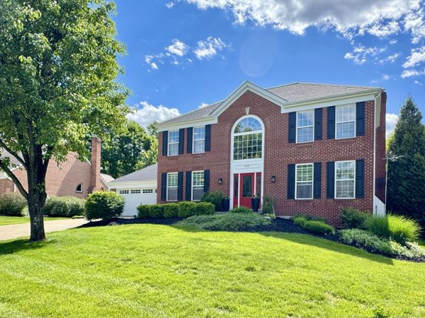 808 Winterberry Court, Villa Hills, KY 41017