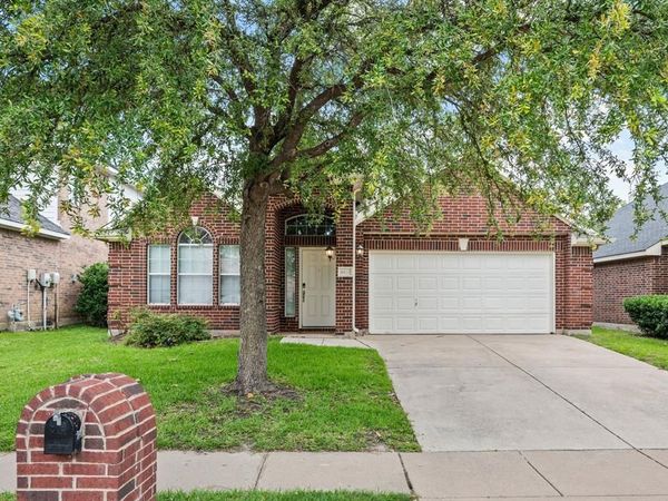 4633 Dwarf Nettle Drive , Fort Worth, TX 76244