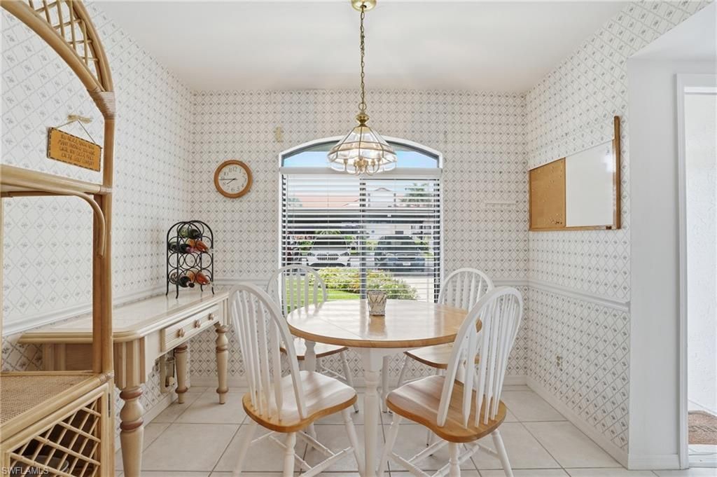 7300 Coventry Ct, Unit 606, Naples, FL 34104 Photo