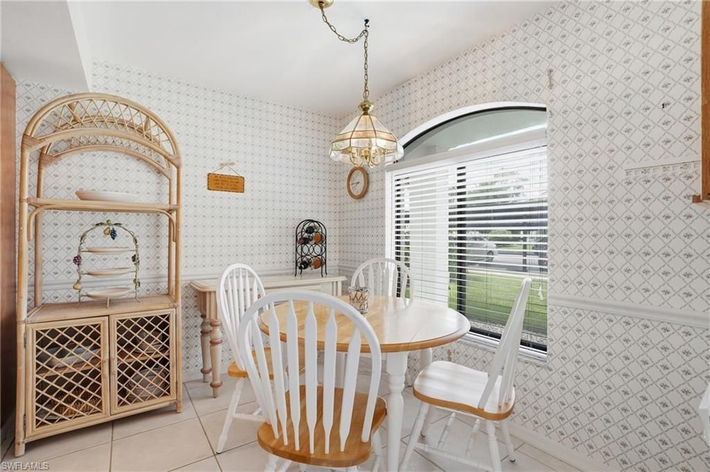 7300 Coventry Ct, Unit 606, Naples, FL 34104 Photo
