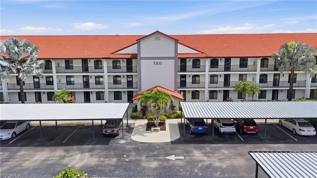 7300 Coventry Ct, Unit 606, Naples, FL 34104 Photo