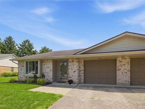 1032 Princewood Avenue, Centerville, OH 45429
