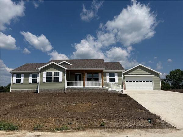 113 Westwood Drive, Gallatin, MO 64640