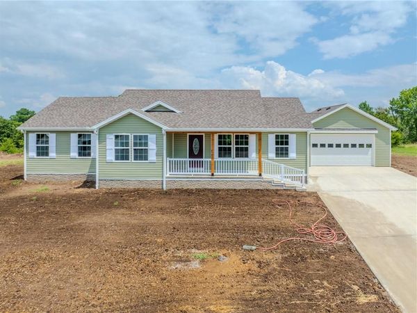 113 Westwood Drive, Gallatin, MO 64640