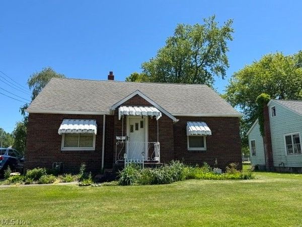 1226 Columbus Avenue , Ashtabula, OH 44004