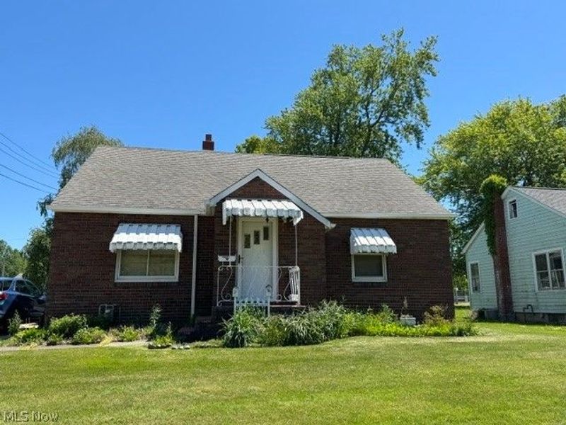 1226 Columbus Avenue, Ashtabula, OH 44004 Photo 1