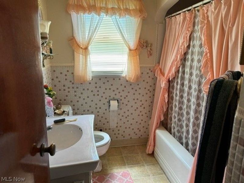 1226 Columbus Avenue, Ashtabula, OH 44004 Photo 6