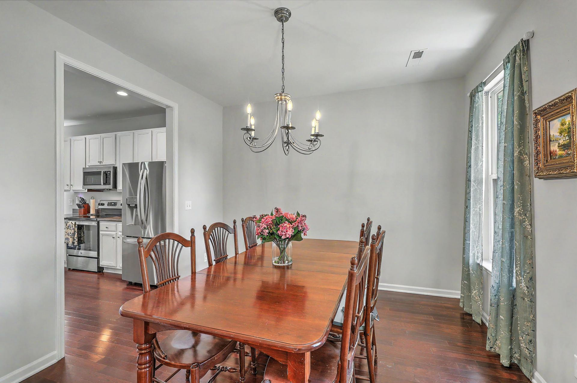 126 Red Leaf Boulevard Photo 10