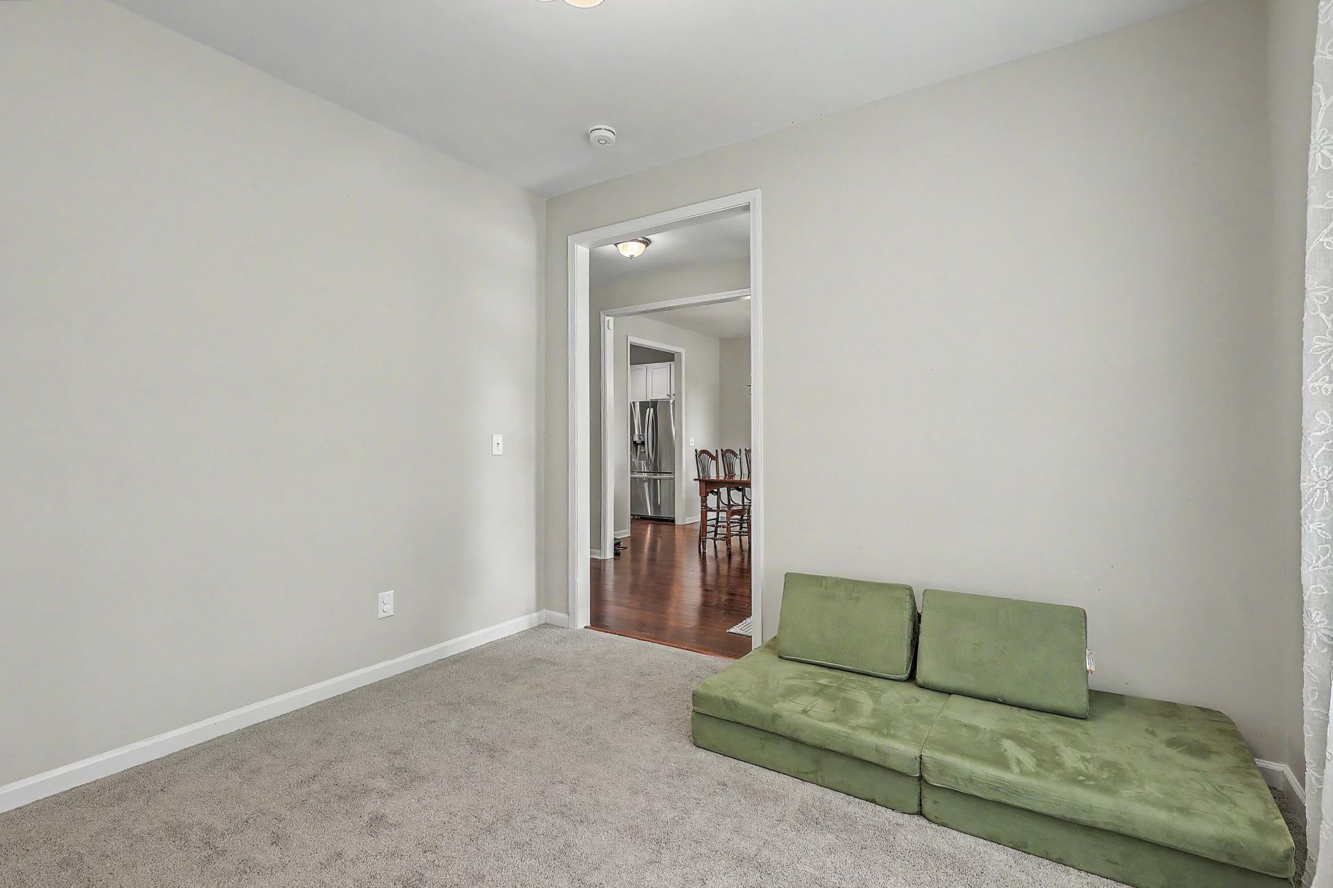 126 Red Leaf Boulevard Photo 15