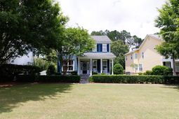 126 Red Leaf Boulevard photo 4