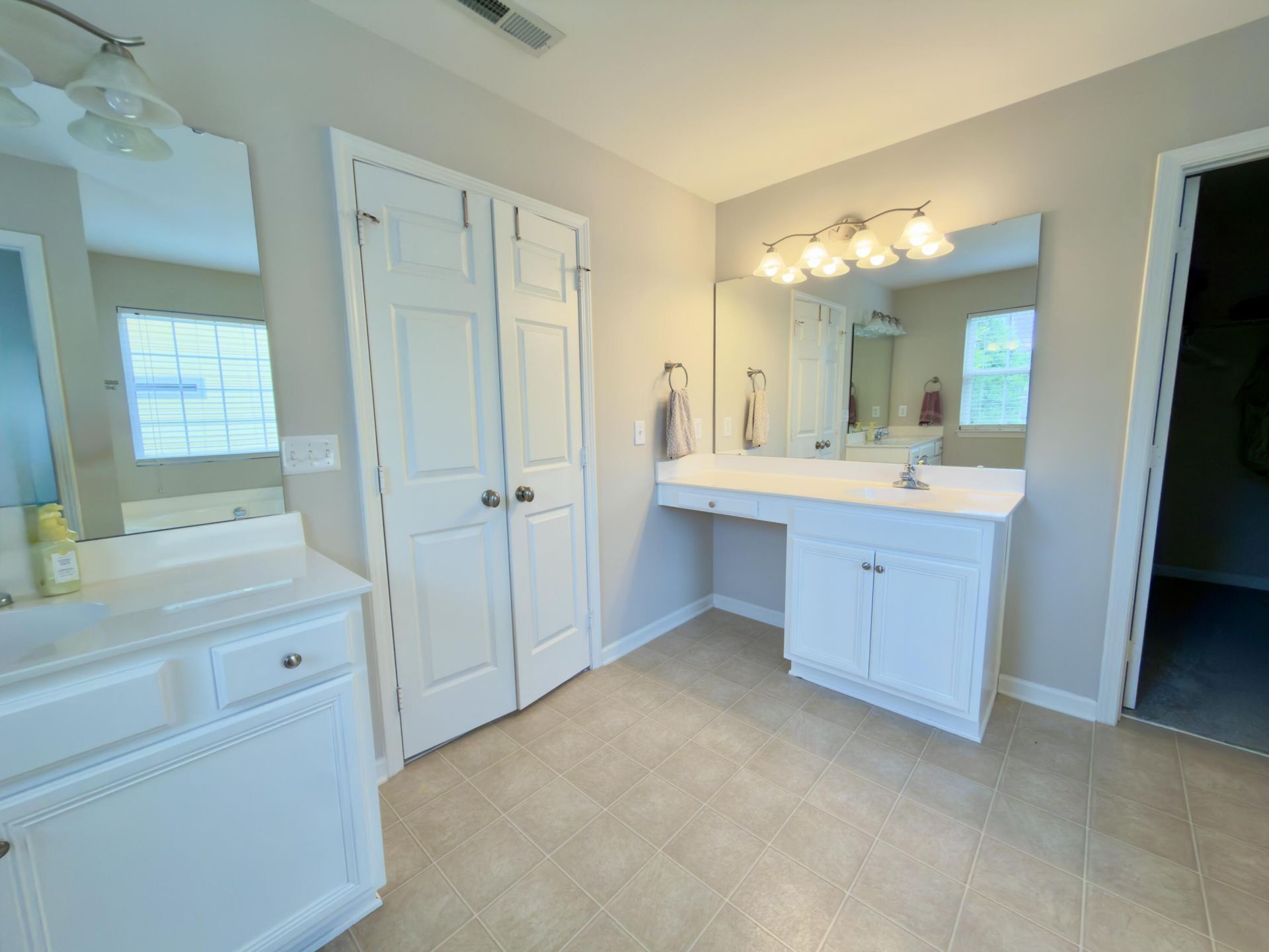 126 Red Leaf Boulevard Photo 21