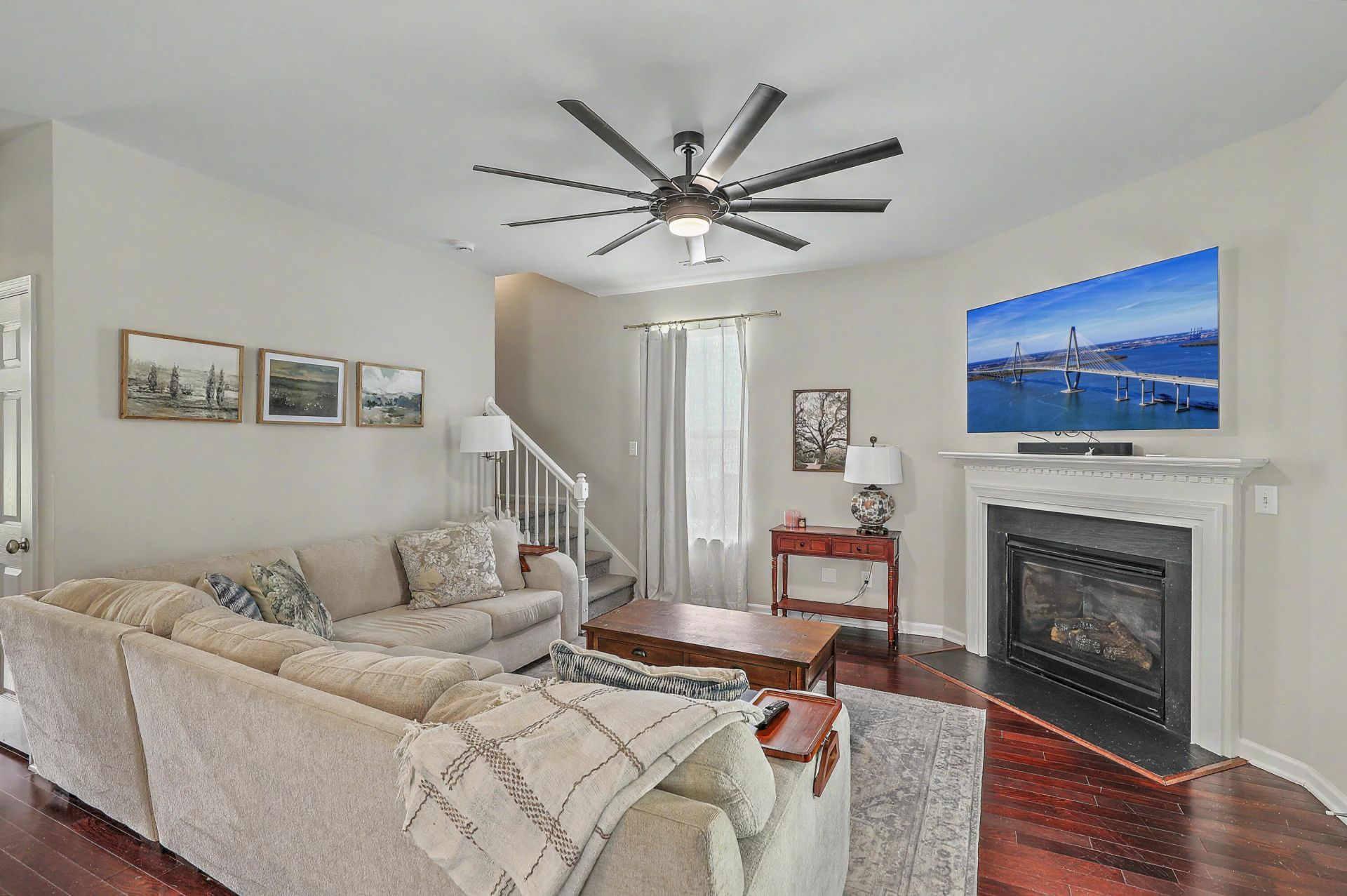 126 Red Leaf Boulevard Photo 24