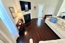 126 Red Leaf Boulevard photo 4