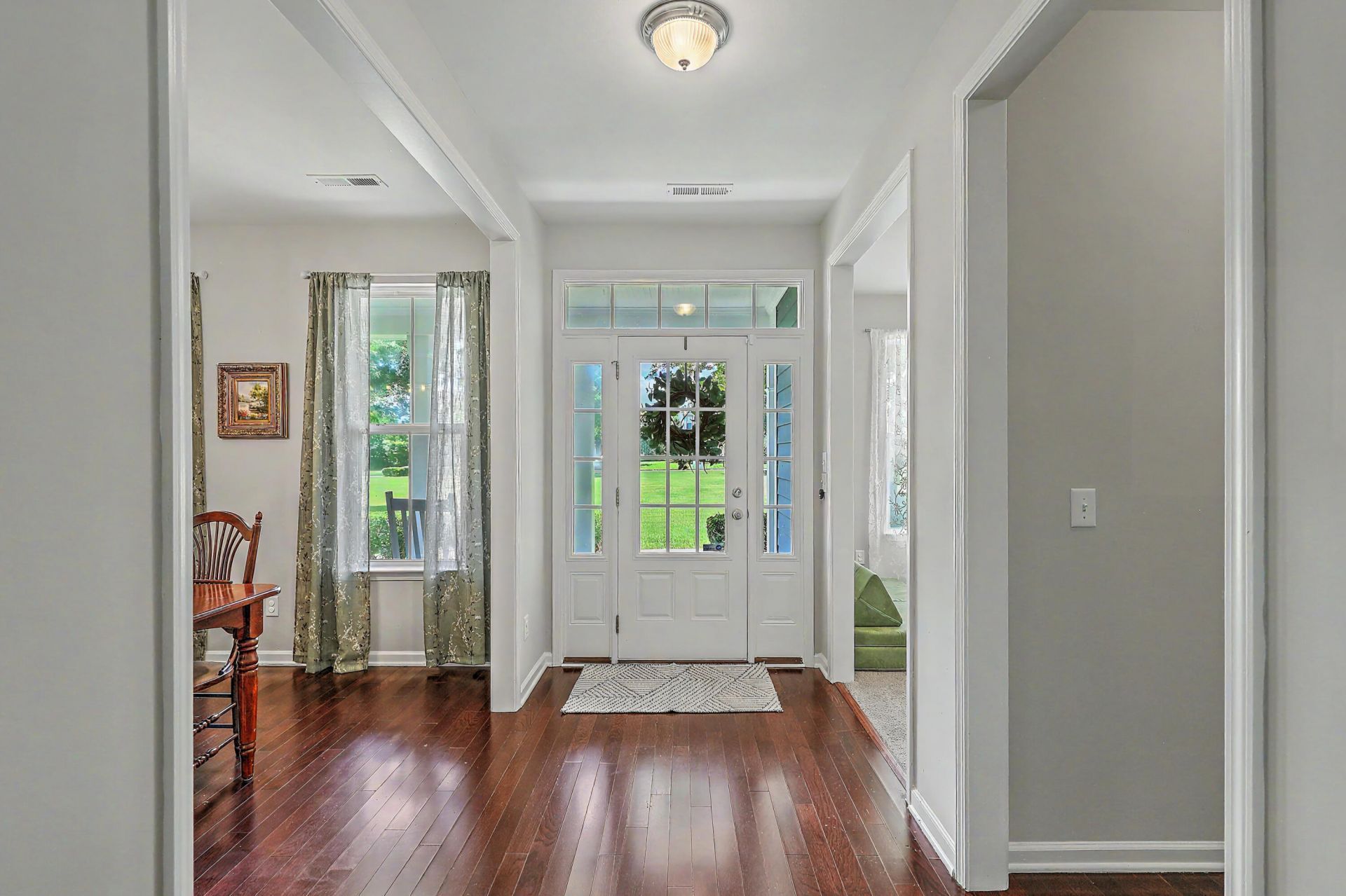 126 Red Leaf Boulevard Photo 8