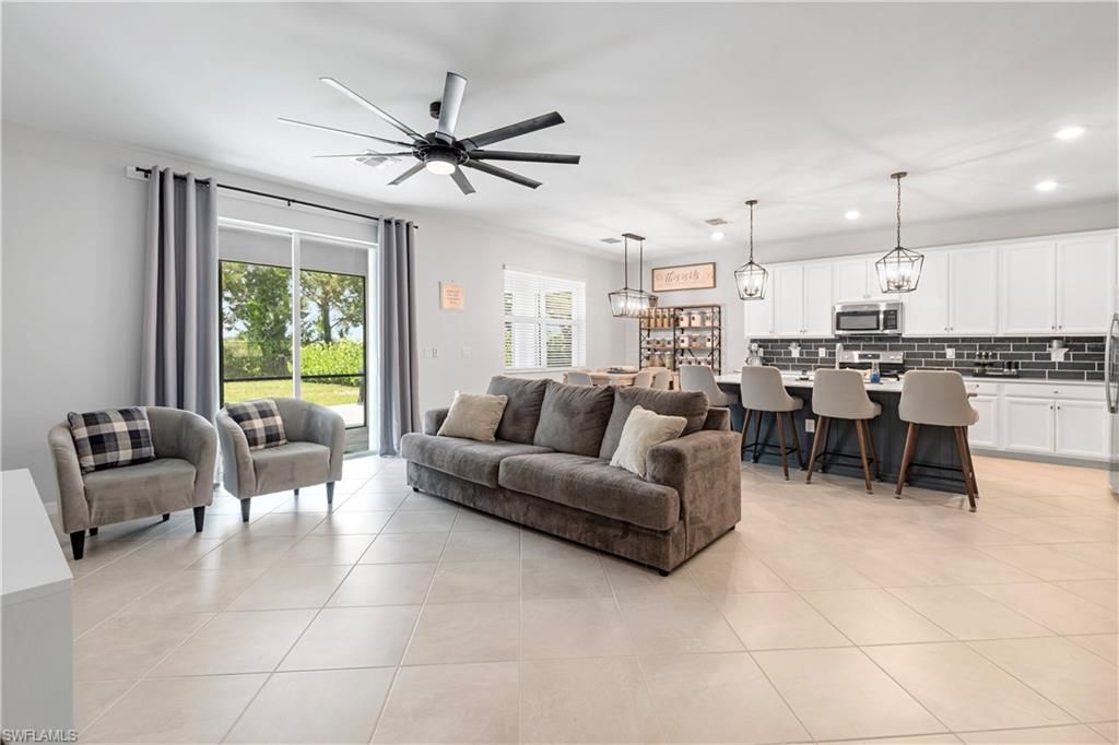 2639 Scarlet Way, Naples, FL 34120 Photo