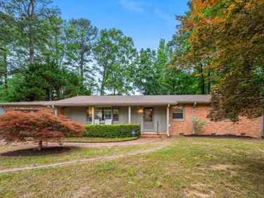 1609 Ephesus Church Road, Chapel Hill, NC 27517