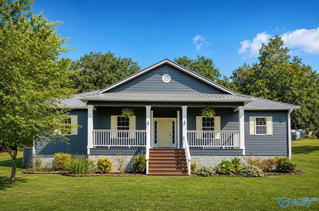 1402 Dogwood Lane, Piedmont, AL 36272 Main Photo
