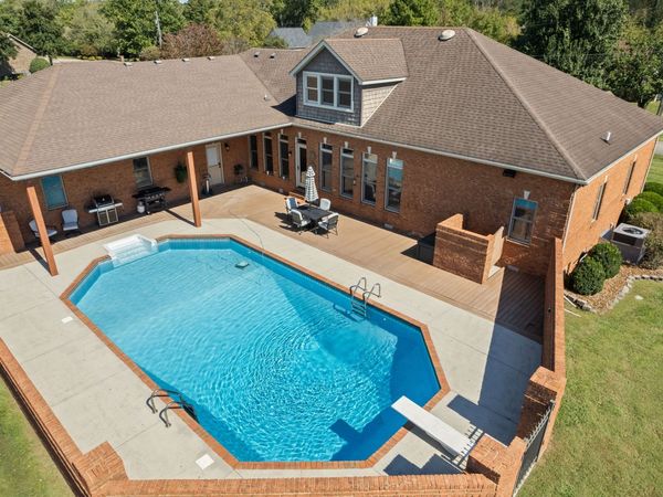 1275 Heather Way, Estill Springs, TN 37330