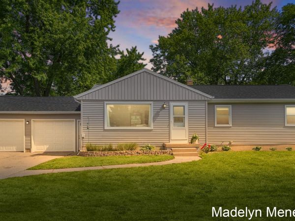 2765 Baldwin Street, Jenison, MI 49428
