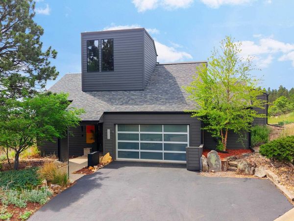 1127 WOODRIDGE DR, Rapid City, SD 57701