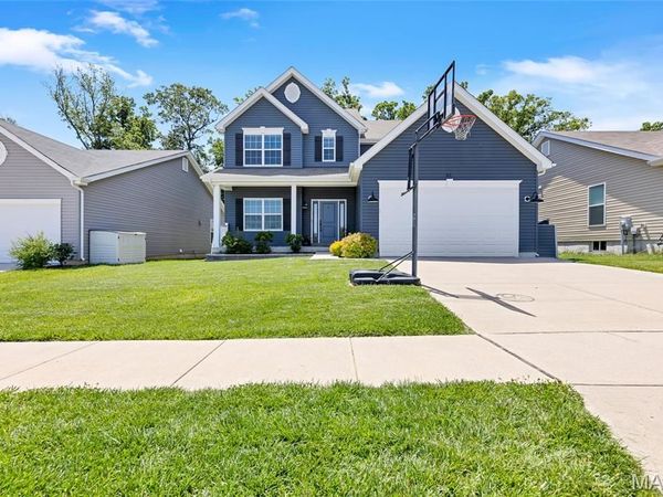 612 Furlong Court, Wentzville, MO 63385