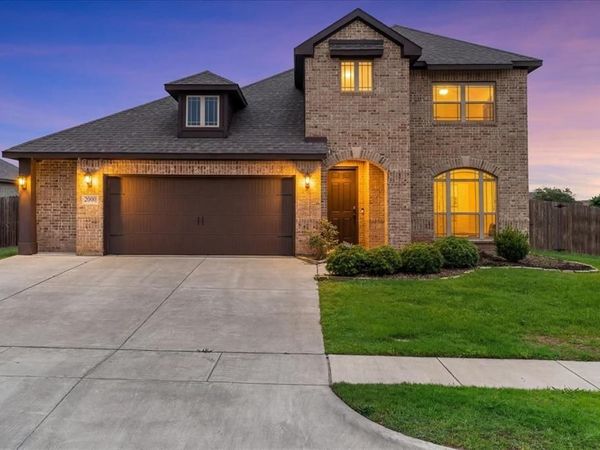 2000 Maplewood Drive, Glenn Heights, TX 75154