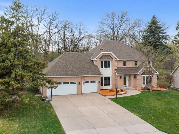 9376 Wedgewood Drive , Woodbury, MN 55125