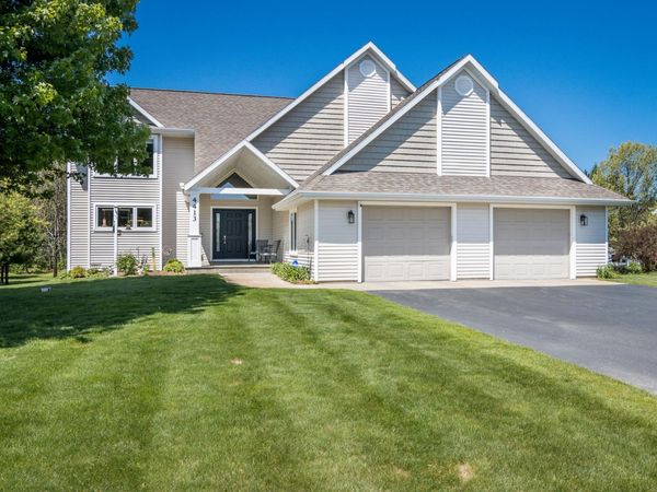 4413 Long Wood Drive S, Unit 30, Traverse City, MI 00000