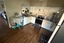 102 S Pinckney photo 4