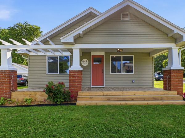 643 N Main Avenue, Bolivar, MO 65613