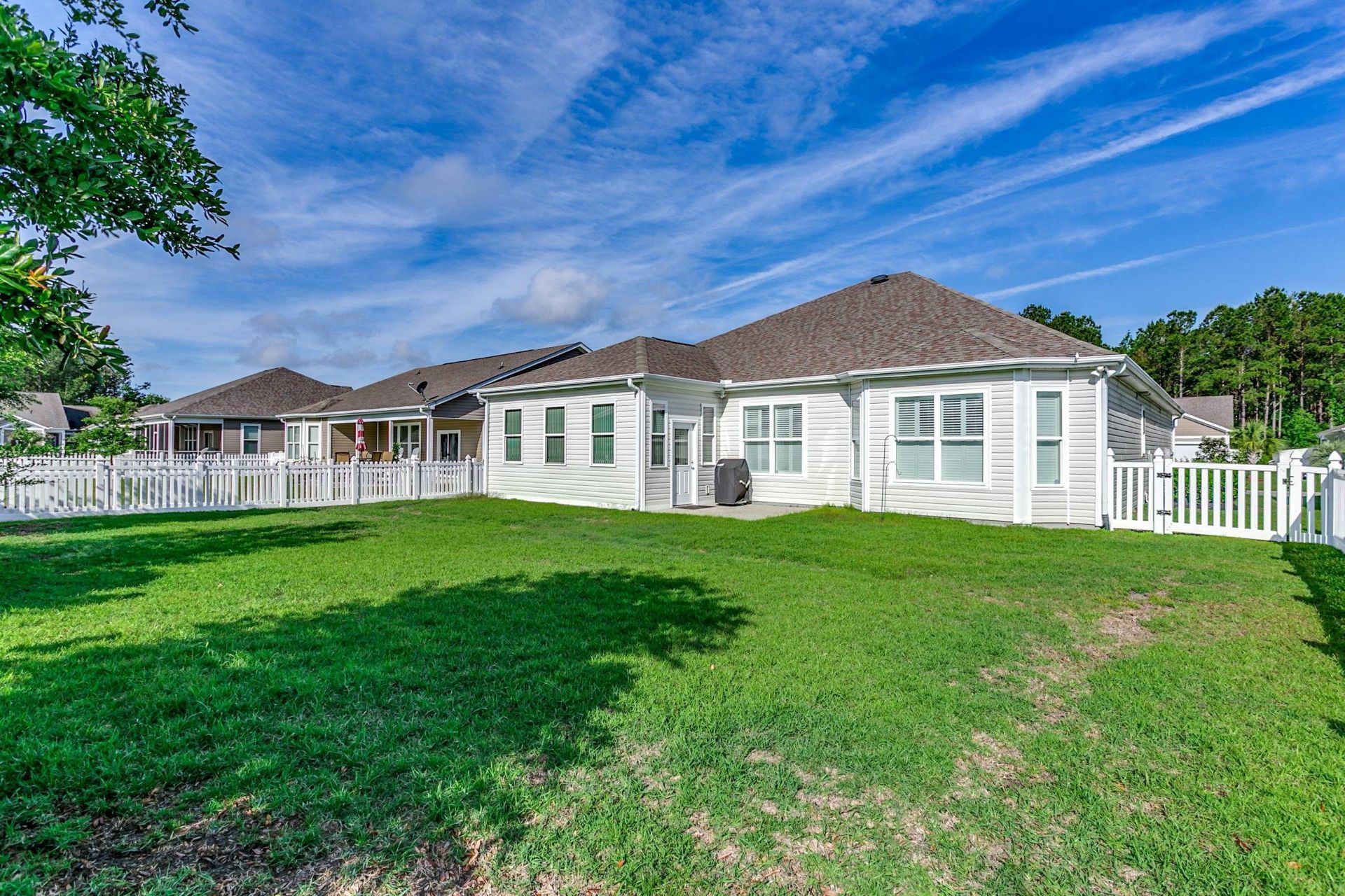 628 Lafayette Park Dr.  Photo 28