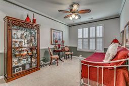 628 Lafayette Park Dr.  photo 4
