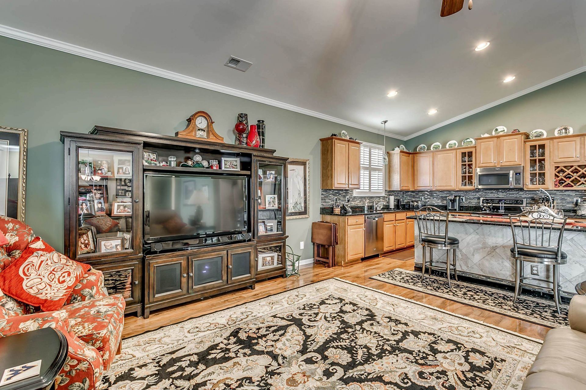 628 Lafayette Park Dr.  Photo 9