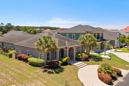 809 Bluffview Dr. photo 4