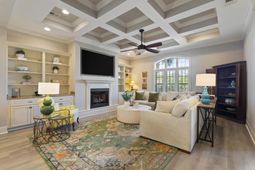 809 Bluffview Dr. photo 4