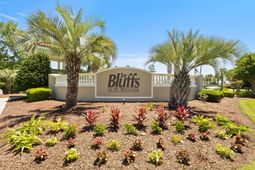 809 Bluffview Dr.  photo 4