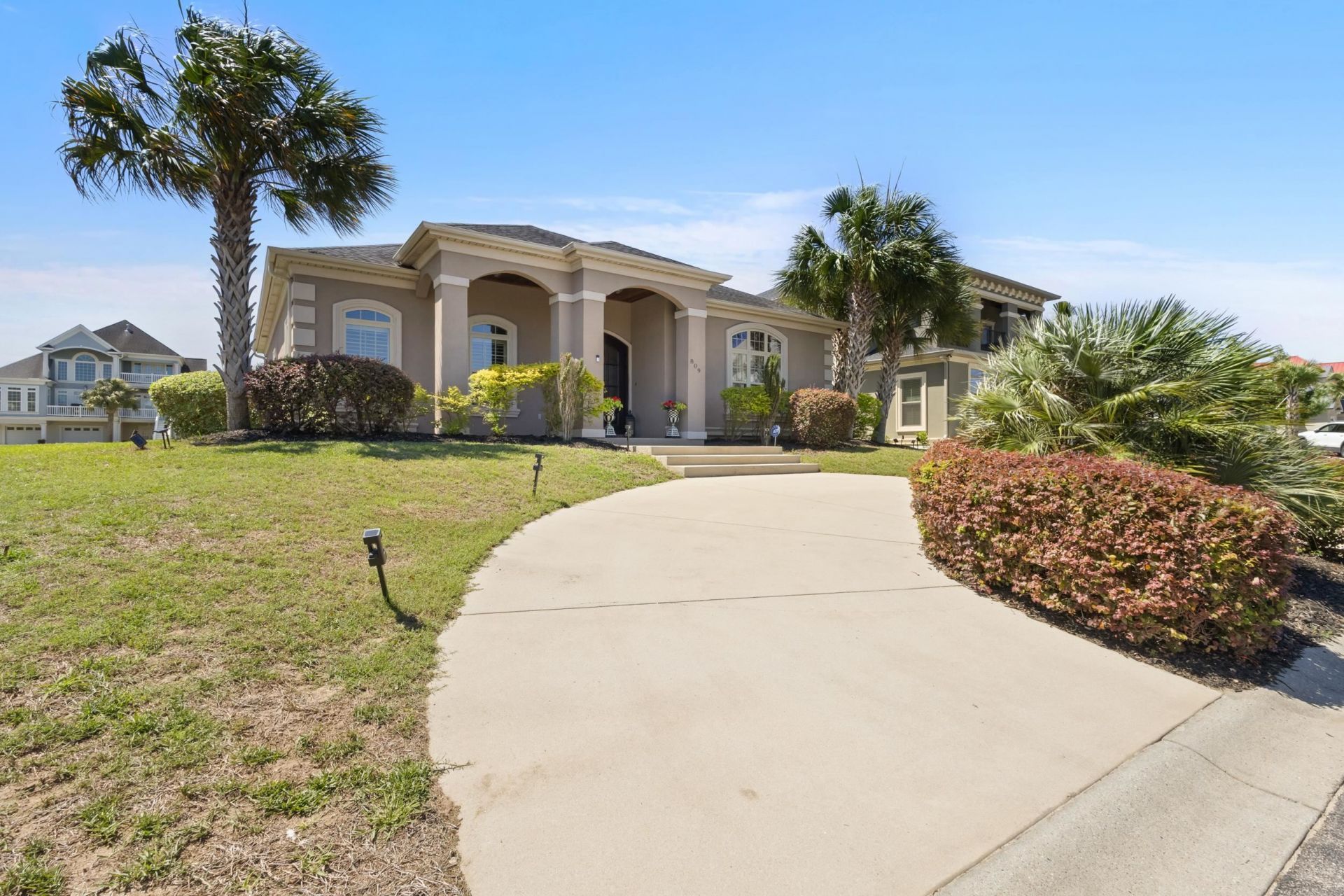 809 Bluffview Dr.  Photo 45