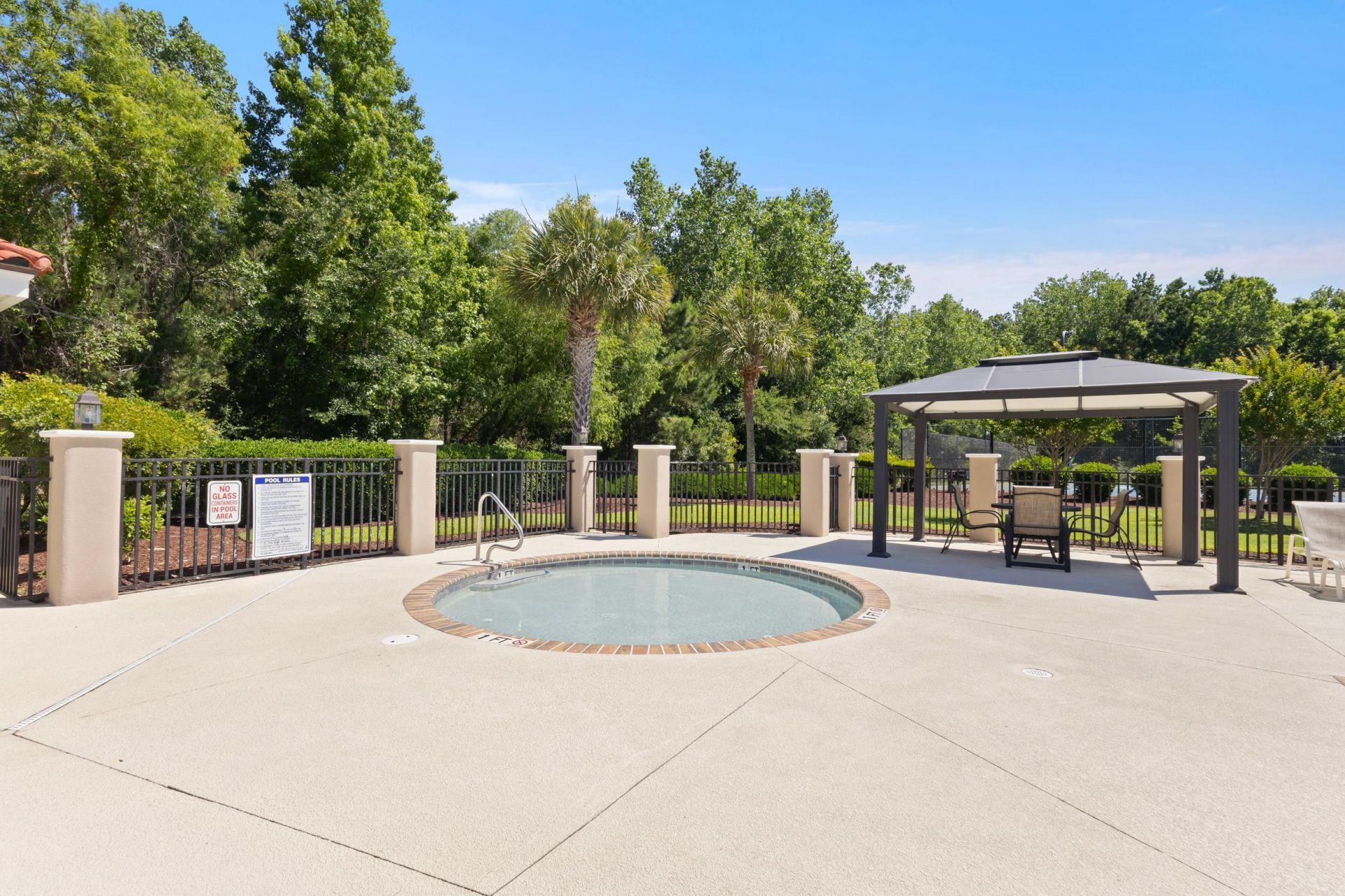809 Bluffview Dr.  Photo 48