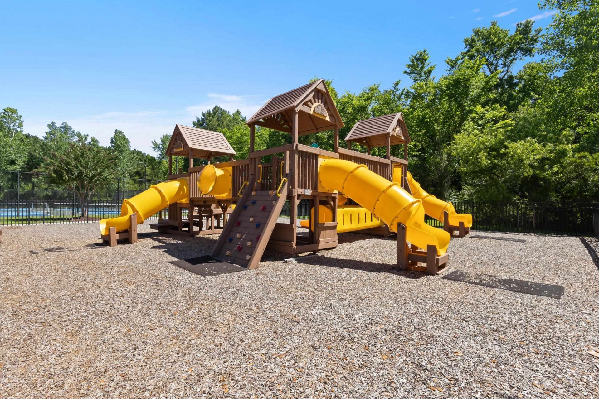 809 Bluffview Dr.  Photo 49