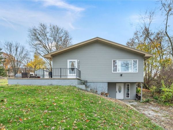 3328 Avis Road , Akron, OH 44312