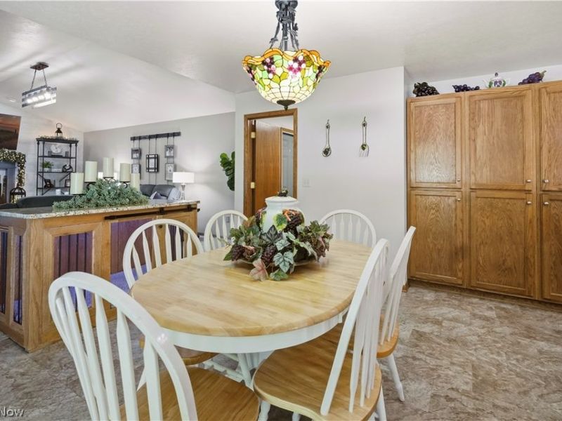 1034 Abby Lane, Willard, OH 44890 Photo 4