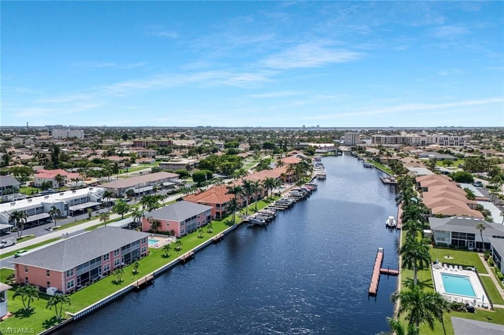 4550 SE 5th Pl , Unit 202, Cape Coral, FL 33904 Photo