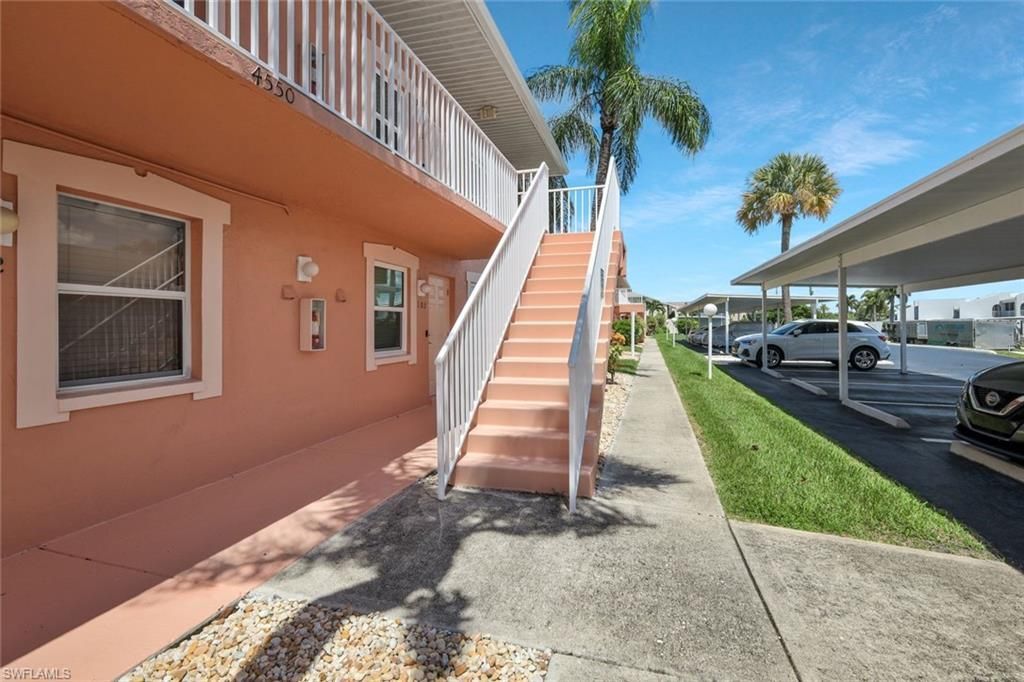 4550 SE 5th Pl , Unit 202, Cape Coral, FL 33904 Photo