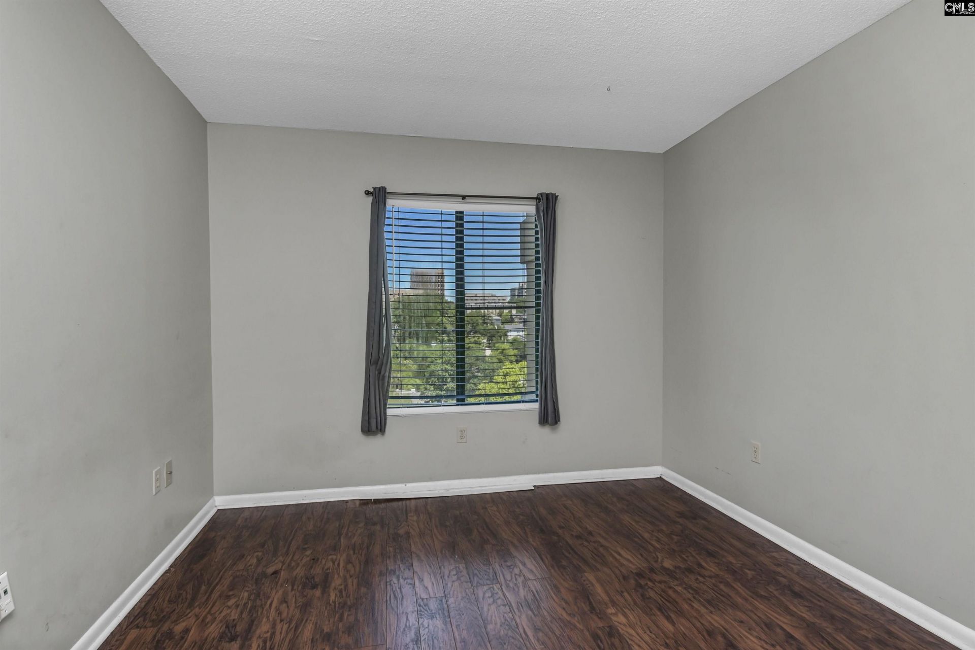 1600 Park Circle  Photo 16