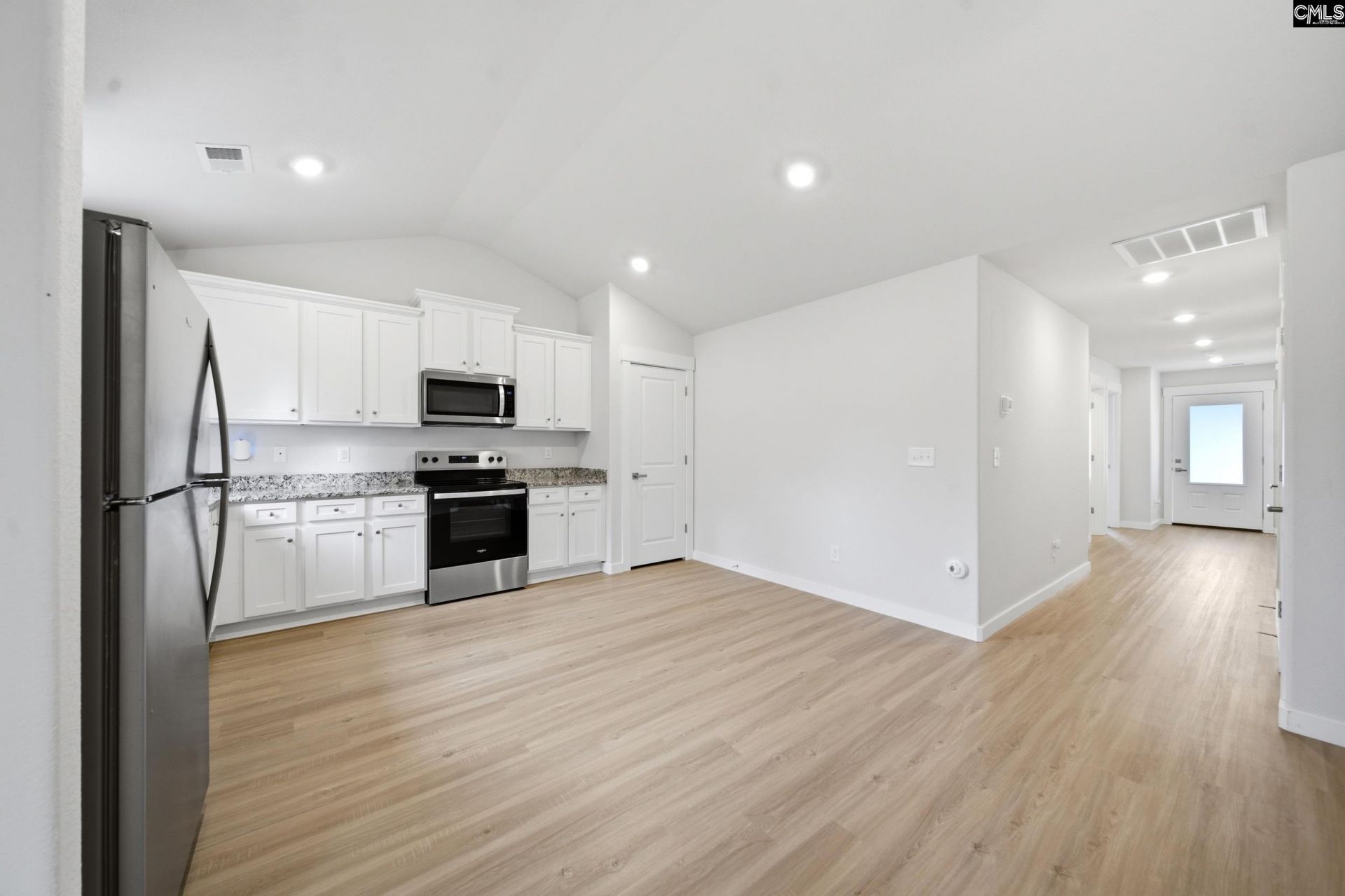 1676 Hidden Garden Lane  Photo 5
