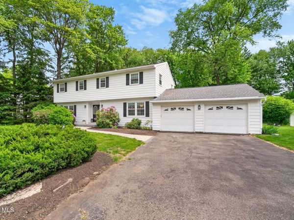 77 Huntersfield Road, Delmar, NY 12054