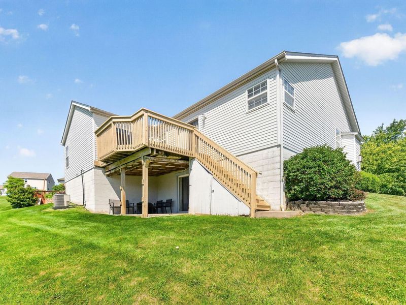 313 Weatherburn Drive, Pataskala, OH 43062 Photo 13