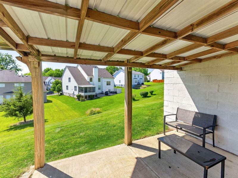 313 Weatherburn Drive, Pataskala, OH 43062 Photo 15