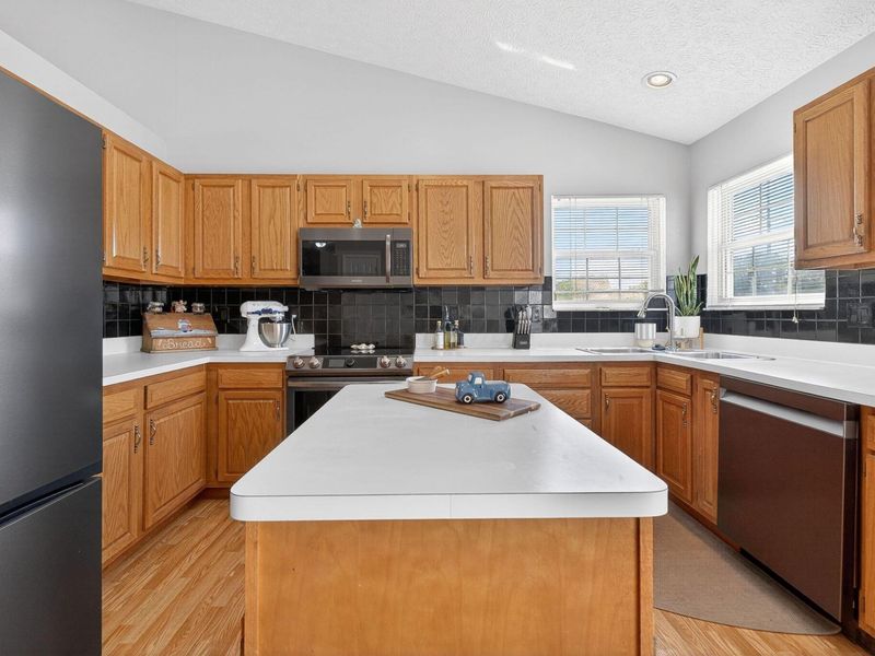 313 Weatherburn Drive, Pataskala, OH 43062 Photo 39