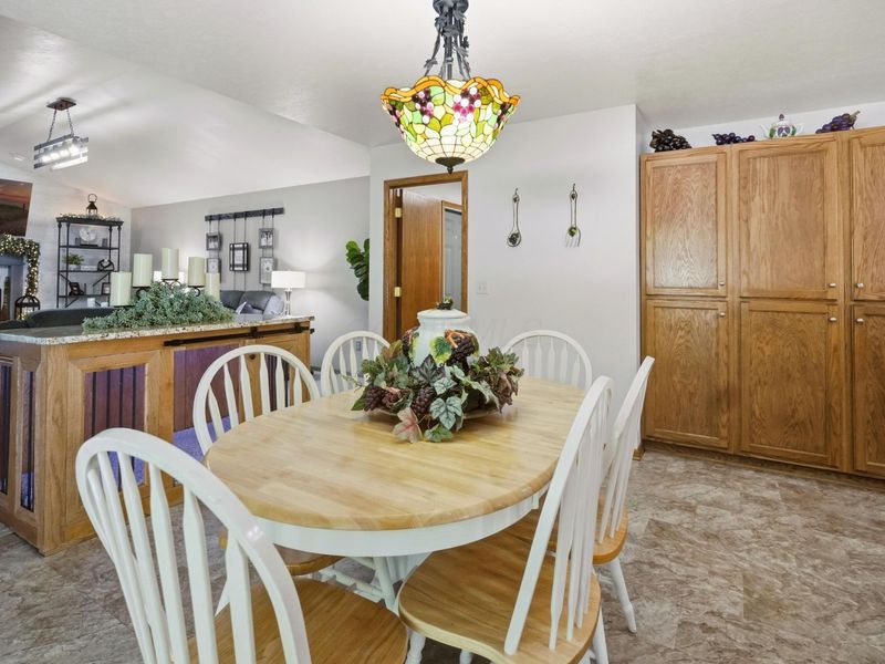 1034 Abby Lane , Willard, OH 44890 Photo 4